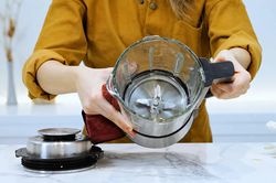 7 món đồ dùng trong bếp cần vệ sinh thường xuyên nếu không muốn tạo 'ổ vi khuẩn' nguy hiểm
