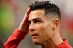 Cựu sao tuyển Anh: 'Kẻ ganh gh&eacute;t n&oacute;i Ronaldo hết thời, h&atilde;y im đi'