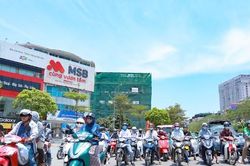 Bắc Bộ nắng nóng gay gắt, vùng núi có mưa to về chiều tối