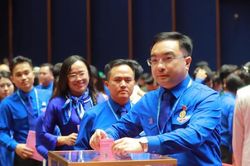 Bầu Ban Chấp hành Trung ương Đoàn khóa XIII