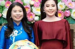Hoa hậu Phan Kim Oanh v&agrave; d&agrave;n người đẹp quốc tế t&igrave;m hiểu lịch sử, văn h&oacute;a Việt Nam