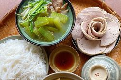 6 mâm cơm gia đình ngày hè thanh mát, khiến ai cũng muốn 'về nhà ăn cơm'