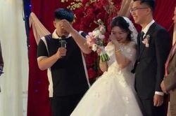 Chị gái lấy chồng, em trai khóc như mưa nói lời 'tận đáy lòng' khiến hội trường cười nghiêng ngả