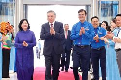 Tổng B&iacute; thư, Chủ tịch nước T&ocirc; L&acirc;m dự phi&ecirc;n trọng thể Đại hội Đo&agrave;n TNCS Hồ Ch&iacute; Minh lần thứ XIII
