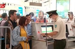 Hành khách không được dùng sạc dự phòng trên chuyến bay từ ngày 1/7| ATV ngày 25/6/2026