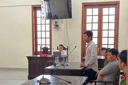 Dính tội cướp tài sản vì lấy điện thoại của vợ cũ do ghen