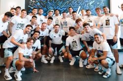 C&aacute;ch Argentina ch&uacute;c mừng sinh nhật Messi