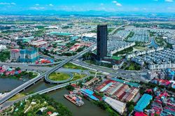 Thời tiết h&ocirc;m nay 25.6: Nắng n&oacute;ng bao tr&ugrave;m nhiều nơi