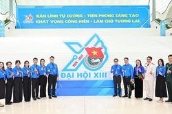 Phi&ecirc;n trọng thể Đại hội đại biểu to&agrave;n quốc Đo&agrave;n TNCS Hồ Ch&iacute; Minh lần thứ XIII