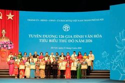 Hà Nội tuyên dương 126 gia đình văn hóa tiêu biểu