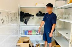 Bắt đối tượng tàng trữ hàng cấm