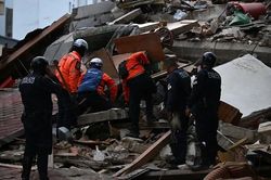 Động đất k&eacute;p l&agrave;m rung chuyển Venezuela