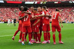 Kết quả b&oacute;ng đ&aacute; Bảng B World Cup 2026: Canada 1-2 Thụy Sỹ: Johan Manzambi tiếp tục b&ugrave;ng nổ, Thụy Sỹ đ&aacute;nh bại chủ nh&agrave; Canada để gi&agrave;nh ng&ocirc;i đầu bảng