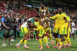 Trực tiếp Nam Phi vs Hàn Quốc 1-0 (H2): Vào!!! Nam Phi mở tỷ số