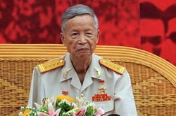 Anh h&ugrave;ng Lực lượng vũ trang nh&acirc;n d&acirc;n La Văn Cầu từ trần
