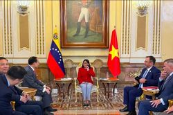 Việt Nam và Venezuela nhất trí tăng cường hợp tác dầu khí – năng lượng