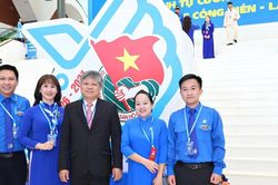 Tiếp tục phát huy vai trò của tuổi trẻ ngành Cao su