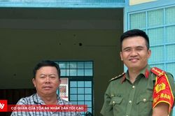 Người dân giao nộp 3 cá thể rùa quý hiếm