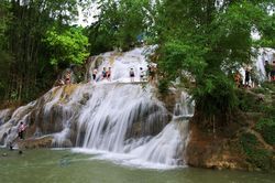 Loạt thác nước tự nhiên tạm dừng hoạt động, du khách cần chú ý