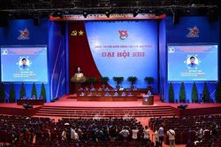 X&acirc;y dựng lớp thanh ni&ecirc;n l&agrave;m chủ c&ocirc;ng nghệ, hội nhập quốc tế