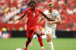 Thụy Sĩ xuất sắc đánh bại Canada, giành vé đi tiếp World Cup 2026