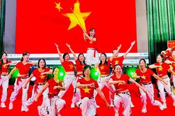 Bắc Ninh: Sôi nổi giao lưu 'Vũ điệu khỏe đẹp' chào mừng thành công Đại hội Phụ nữ toàn quốc XIV
