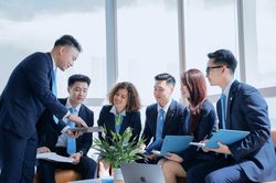 Sau giai đoạn lặng sóng, doanh nghiệp bảo hiểm lên dây cót cho chu kỳ mới