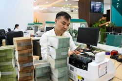 Vì sao chỉ 16% doanh nghiệp vừa và nhỏ tiếp cận vốn ngân hàng