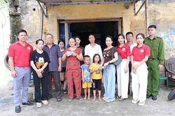Lan tỏa tinh thần sẻ chia từ cơ sở