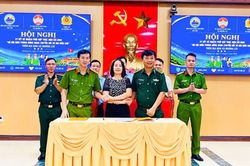 Phối hợp triển khai chuyển đổi số nơi biên giới