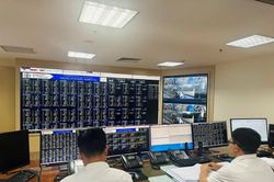 156 kh&aacute;ch h&agrave;ng lớn tham gia điều chỉnh phụ tải điện