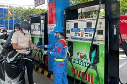 Giá xăng dầu đồng loạt giảm mạnh