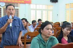 Đại biểu HĐND hai cấp tiếp x&uacute;c cử tri x&atilde; Nhơn Mỹ