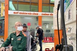 Gi&aacute; xăng dầu h&ocirc;m nay 25/6: GIANGNAMPETROL, Petrolimex, PVOIL Mipec