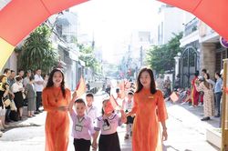 Nỗ lực bảo đảm tuyển sinh đầu cấp:Xây dựng phương án, phân tuyến phù hợp