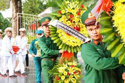 Truy điệu và an táng 5 hài cốt liệt sĩ tại Nghĩa trang Liệt sĩ Trà My