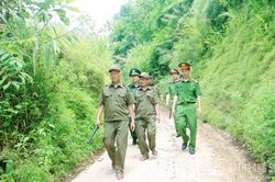 Chăm lo cho an ninh trật tự cơ sở