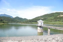Hồ Bản Long - 'viên ngọc xanh' dưới chân Tam Đảo