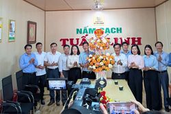Ph&aacute;t triển kinh tế tập thể, t&iacute;ch cực g&oacute;p phần bảo vệ nền tảng tư tưởng của Đảng
