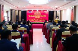 Chia sẻ kinh nghiệm quản lý chính quyền cấp xã cho đội ngũ lãnh đạo cấp xã tỉnh Khăm Muồn