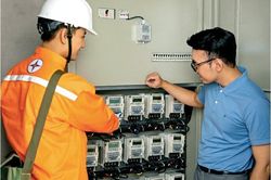 Bộ Công Thương đề xuất áp dụng giá điện theo giờ với hộ sinh hoạt
