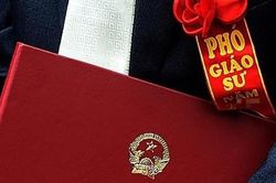 Dự kiến giao đại học tự bổ nhiệm giáo sư, phó giáo sư: Tự chủ đi đôi với trách nhiệm giải trình