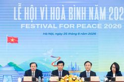 Sẽ t&aacute;i hiện phong tr&agrave;o phản chiến tại Lễ hội h&ograve;a b&igrave;nh 2026