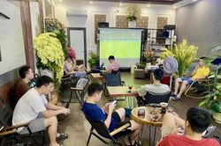 Rộn ràng không khí World Cup 2026 trên phố núi Cao Bằng