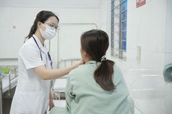 Cô gái 27 tuổi ngất khi đang làm việc, phát hiện mắc bệnh tỷ lệ tử vong tới 90%