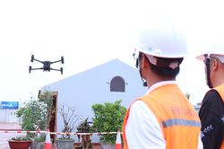'Giải cứu' mẫu máu cấp cứu khỏi tắc đường nhờ thiết bị bay không người lái