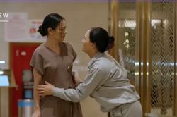 'Ph&iacute;a b&ecirc;n kia th&agrave;nh phố' tập 20: Mẹ Cương suy sụp van n&agrave;i b&agrave; Xu&acirc;n tha thứ