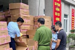 H&agrave; Nội: Ph&aacute;t hiện h&agrave;ng chục ngh&igrave;n sản phẩm mỹ phẩm giả