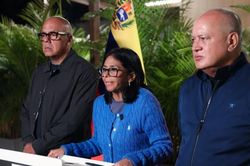 Việt Nam chia buồn với Venezuela về trận động đất kép