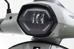 Xe ga giá chưa tới 22 triệu đồng ở Việt Nam thiết kế thời trang, tiêu thụ 1,6 lít xăng/100km khiến giới trẻ phát cuồng